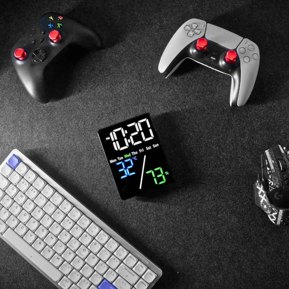 multifunctional digital alarm clock- 3